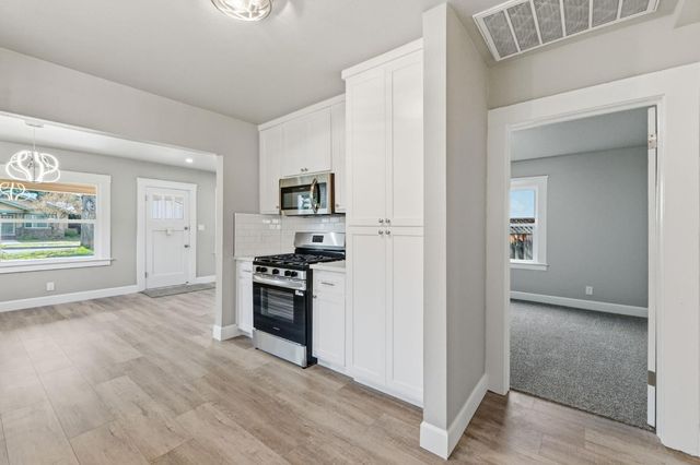 537 E Michigan Avenue, Fresno, CA 93704