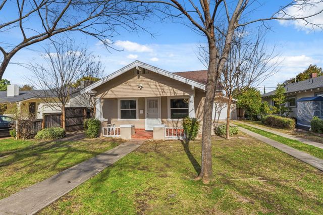 537 E Michigan Avenue, Fresno, CA 93704
