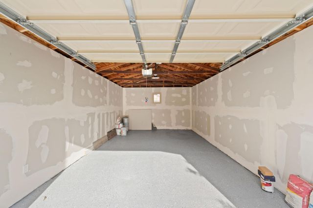 537 E Michigan Avenue, Fresno, CA 93704