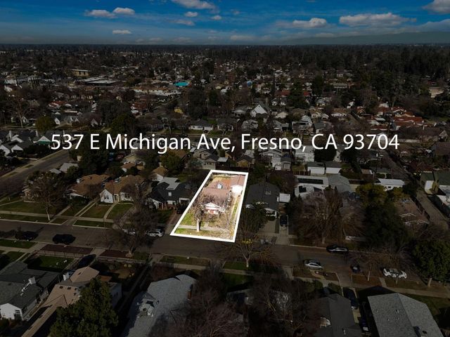 537 E Michigan Avenue, Fresno, CA 93704