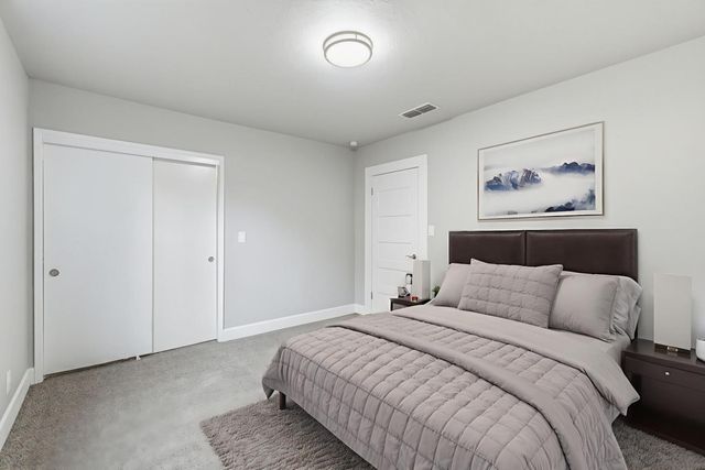 537 E Michigan Avenue, Fresno, CA 93704