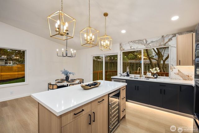 7211 182nd Street SW, Edmonds, WA 98026