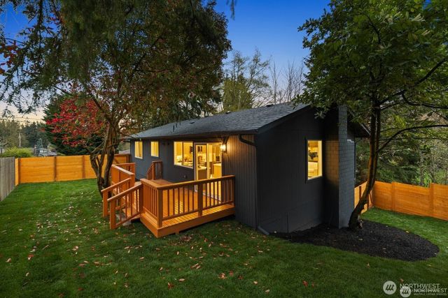 7211 182nd Street SW, Edmonds, WA 98026