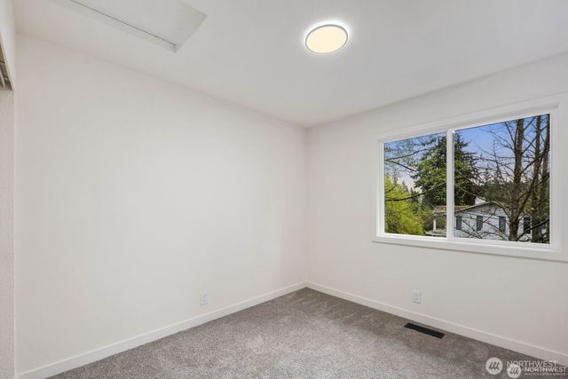 7211 182nd Street SW, Edmonds, WA 98026