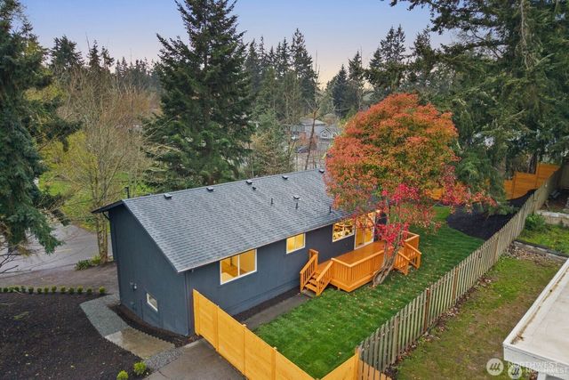 7211 182nd Street SW, Edmonds, WA 98026