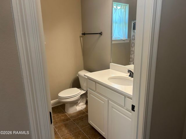 222 Woodhaven Road, Youngsville, LA 70592