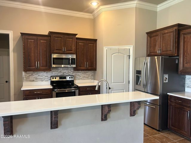 222 Woodhaven Road, Youngsville, LA 70592