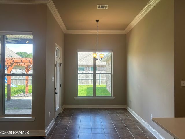 222 Woodhaven Road, Youngsville, LA 70592