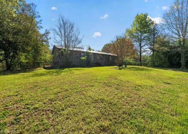 5262 Rosedale Street, Trinity, NC 27370