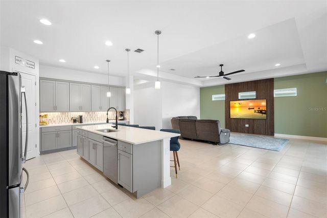 6291 W FALLSGROVE LANE, Port Orange, FL 32128