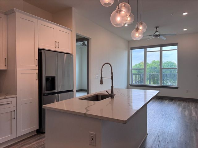 2700 Old Denton Road 4445, Carrollton, TX 75007