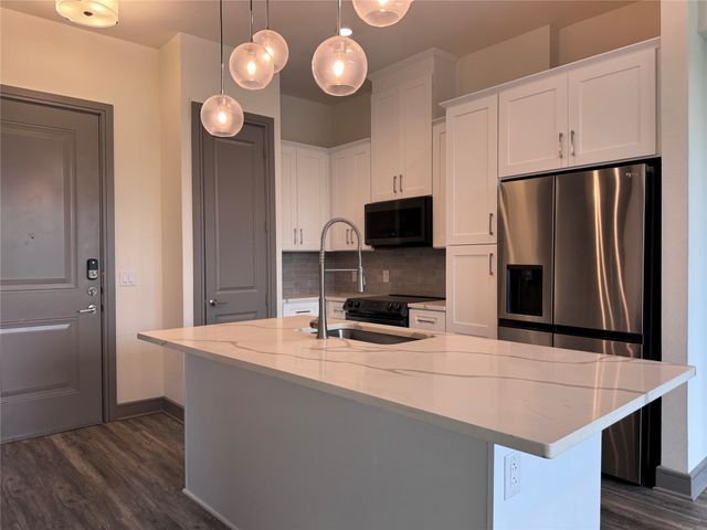 2700 Old Denton Road 4445, Carrollton, TX 75007