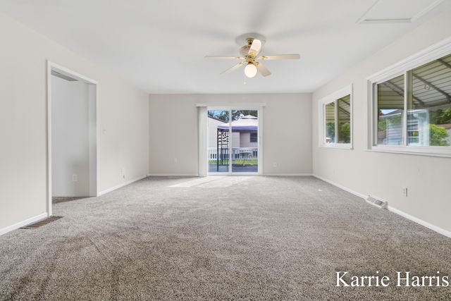 917 E Evergreen Street, Greenville, MI 48838