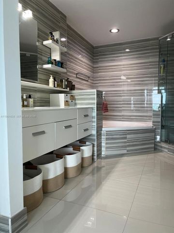 7910 Harbor Island Dr 608, North Bay Village, FL 33141