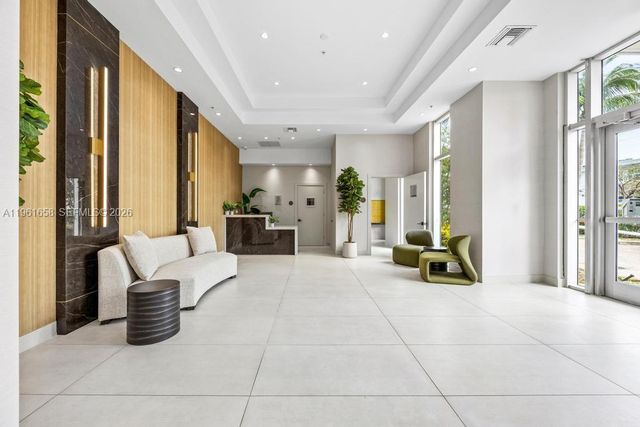 7910 Harbor Island Dr 608, North Bay Village, FL 33141