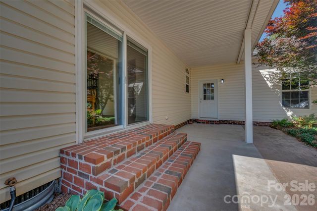 456 River Road, Rutherfordton, NC 28139