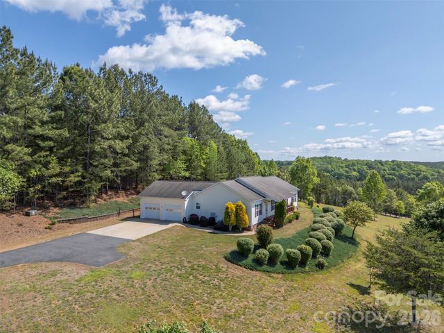 456 River Road, Rutherfordton, NC 28139