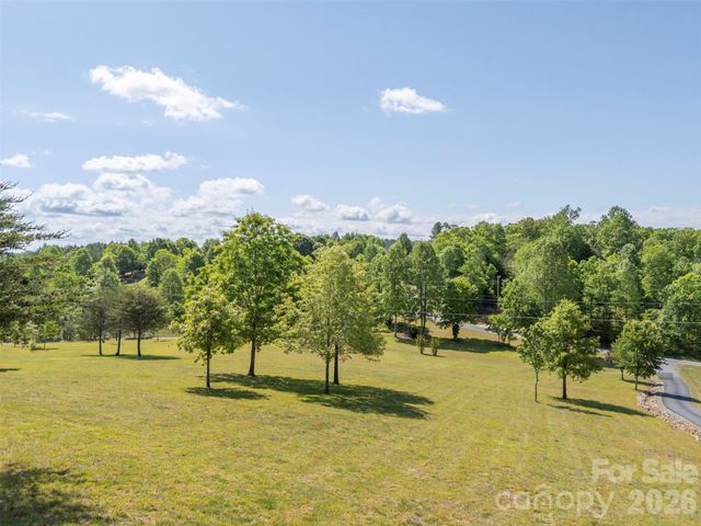 456 River Road, Rutherfordton, NC 28139