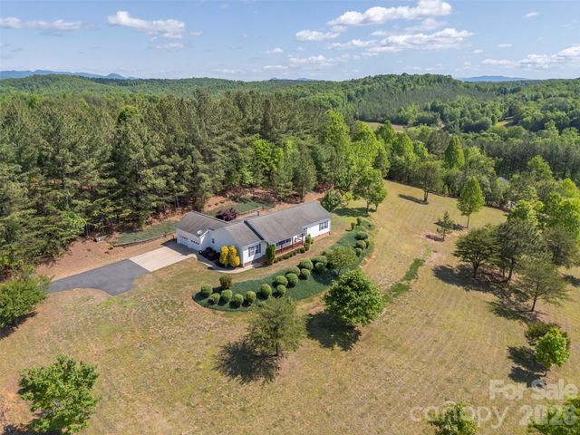456 River Road, Rutherfordton, NC 28139