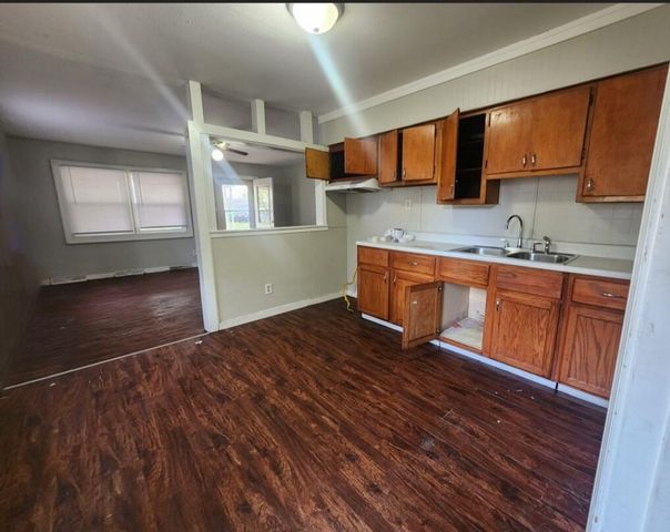 3515 164th Street, Hammond, IN 46323