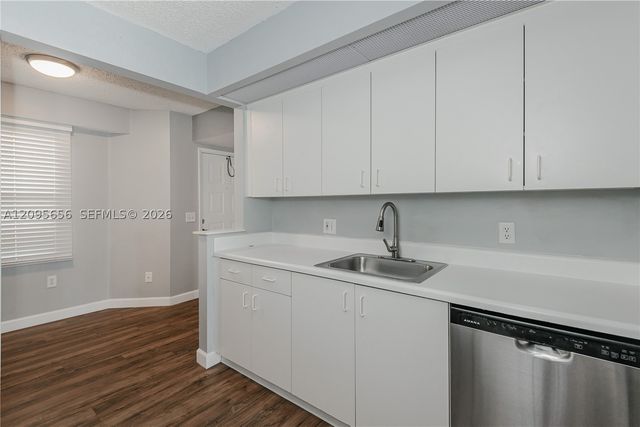 550 SW 138th Ave 404K, Pembroke Pines, FL 33027