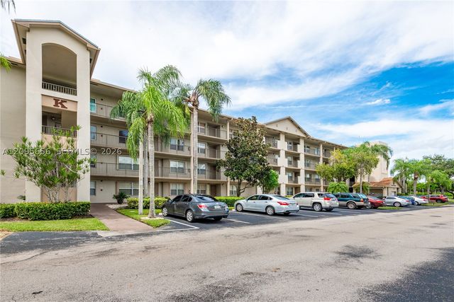 550 SW 138th Ave 404K, Pembroke Pines, FL 33027