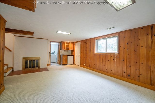 1129 Emerald Road, Charleston, WV 25314