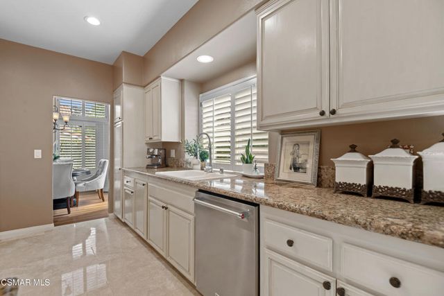 155 Concerto Drive, Oak Park, CA 91377