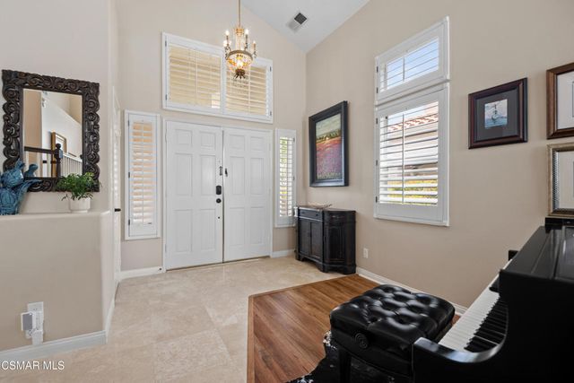 155 Concerto Drive, Oak Park, CA 91377