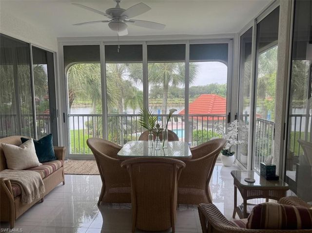 562 Laguna Royale BLVD 604, Naples, FL 34119