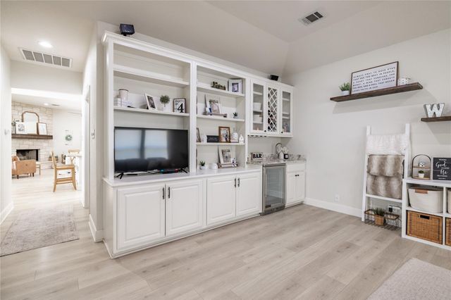 108 Kyle LN, Georgetown, TX 78633