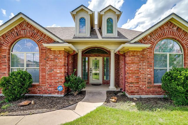 2311 Springhill Court, Mineral Wells, TX 76067