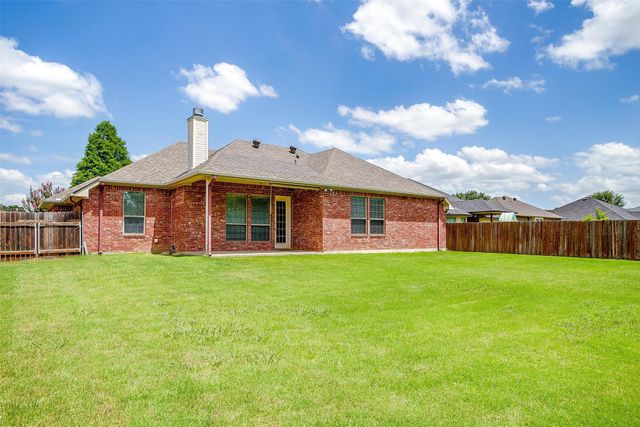 2311 Springhill Court, Mineral Wells, TX 76067