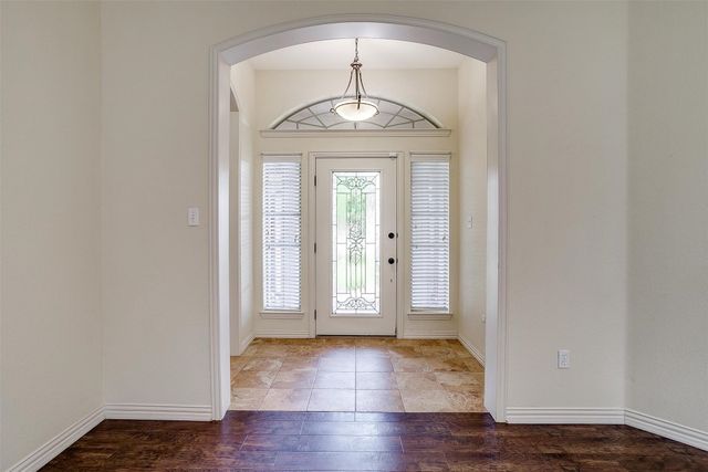 2311 Springhill Court, Mineral Wells, TX 76067