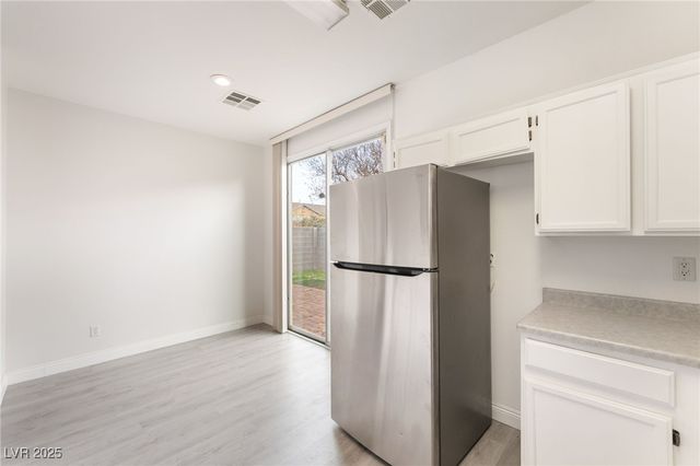 2520 Bottle Palm Court, Las Vegas, NV 89106