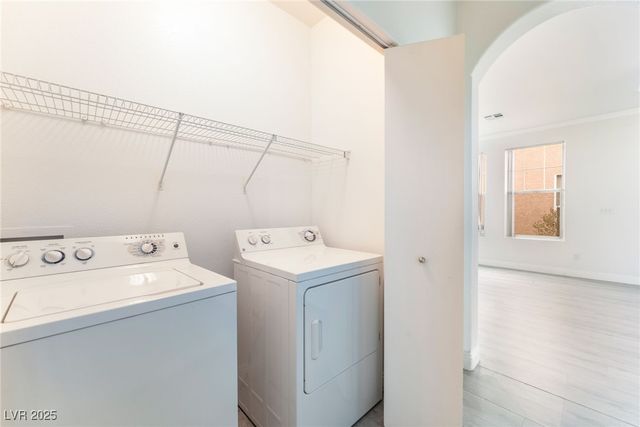 2520 Bottle Palm Court, Las Vegas, NV 89106