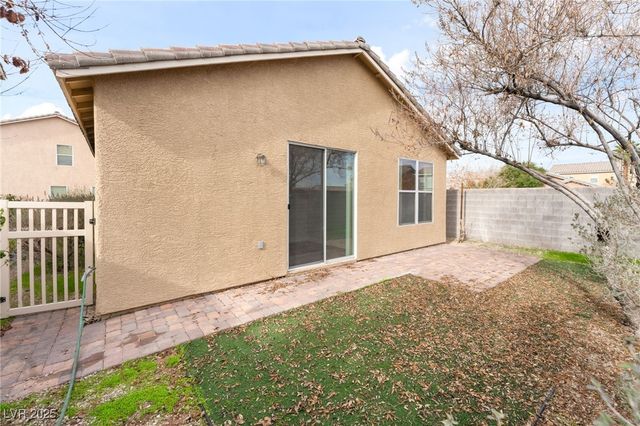 2520 Bottle Palm Court, Las Vegas, NV 89106