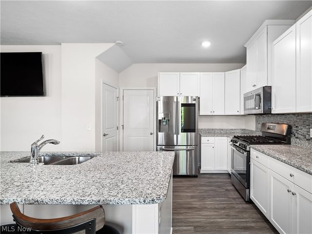 3243 Broadleaf Way, Brunswick, OH 44212