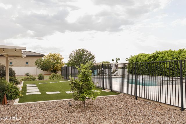 21112 E AQUARIUS Way, Queen Creek, AZ 85142