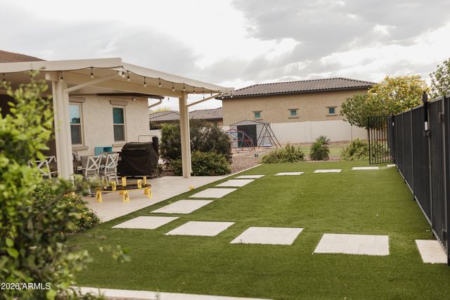 21112 E AQUARIUS Way, Queen Creek, AZ 85142