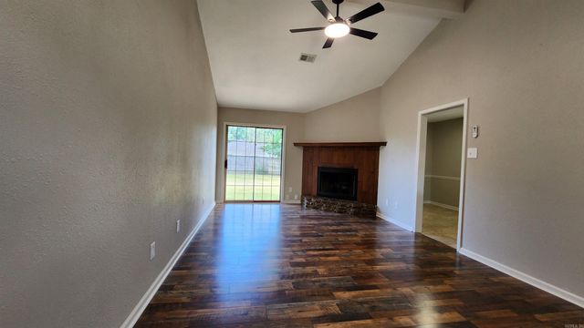 106 Bellevue Circle, Jacksonville, AR 72076