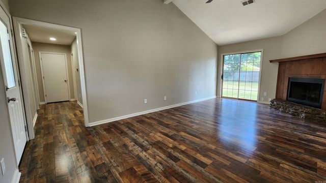 106 Bellevue Circle, Jacksonville, AR 72076