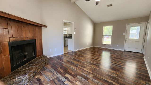 106 Bellevue Circle, Jacksonville, AR 72076