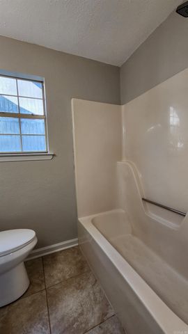 106 Bellevue Circle, Jacksonville, AR 72076