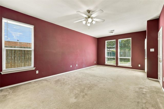 1204 Crestview Drive, Bedford, TX 76021