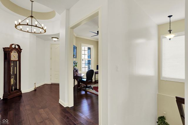 10001 Copper Saddle Bend, Fishers, IN 46040