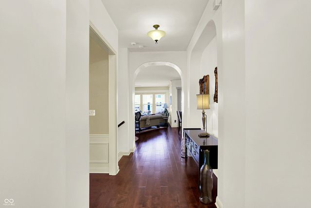 10001 Copper Saddle Bend, Fishers, IN 46040