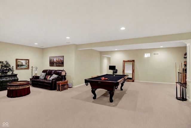 10001 Copper Saddle Bend, Fishers, IN 46040