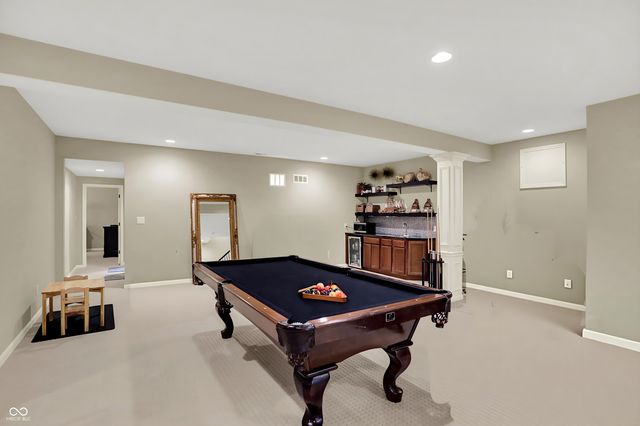 10001 Copper Saddle Bend, Fishers, IN 46040