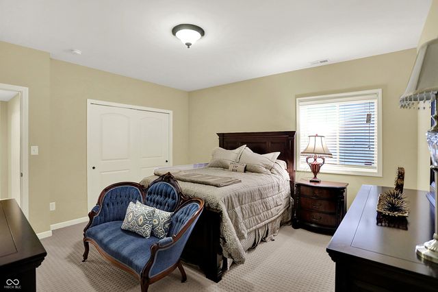 10001 Copper Saddle Bend, Fishers, IN 46040